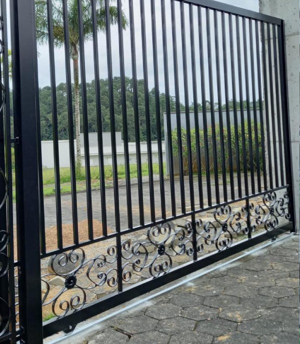 Imagem do servico Portões e Portas Metálicas